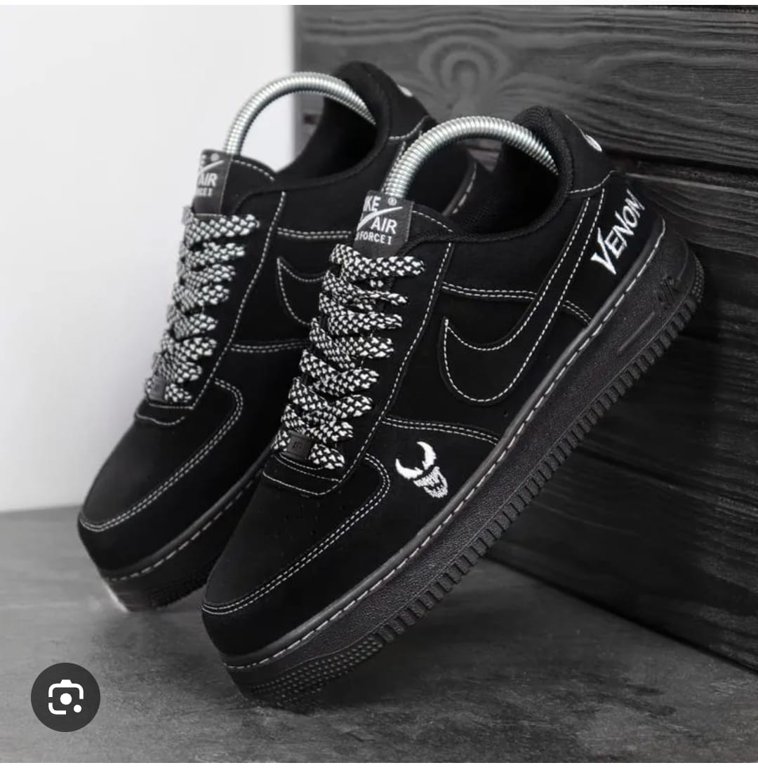 Men sneakers
