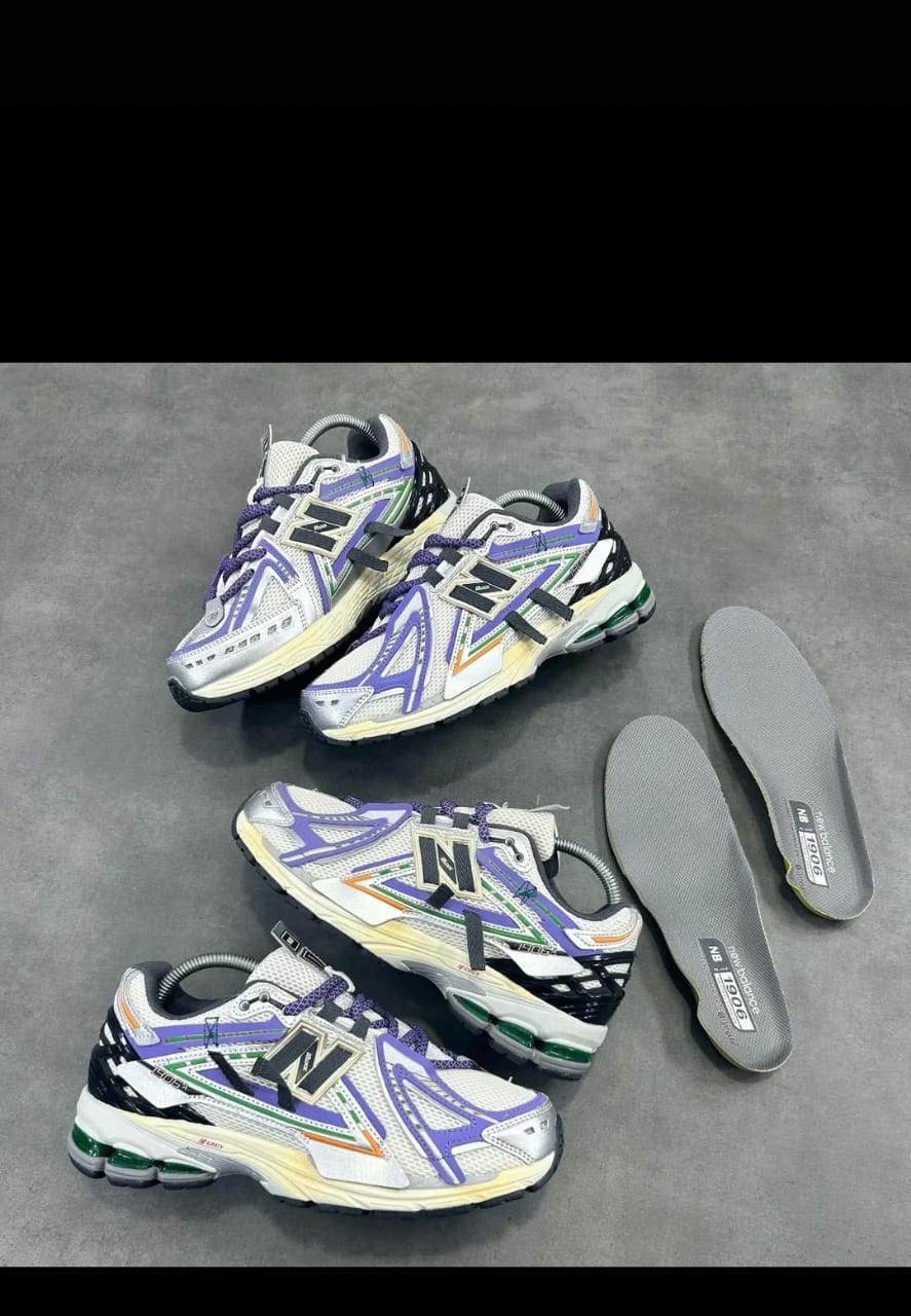 Men sneakers