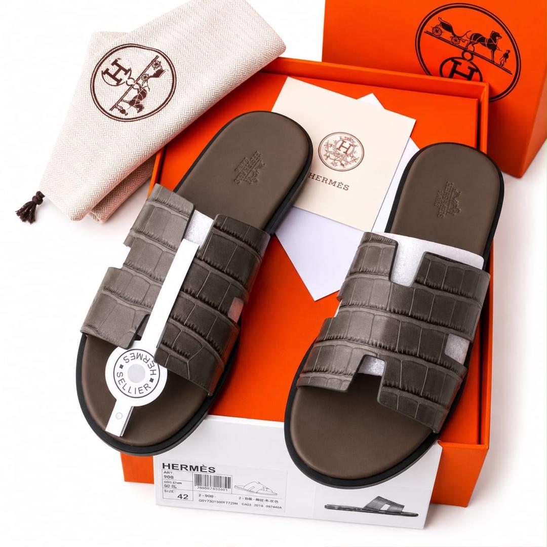 Men slippers